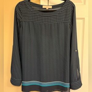 Loft blouse in excellent condition. Navy with polka dots and sweet pleated back